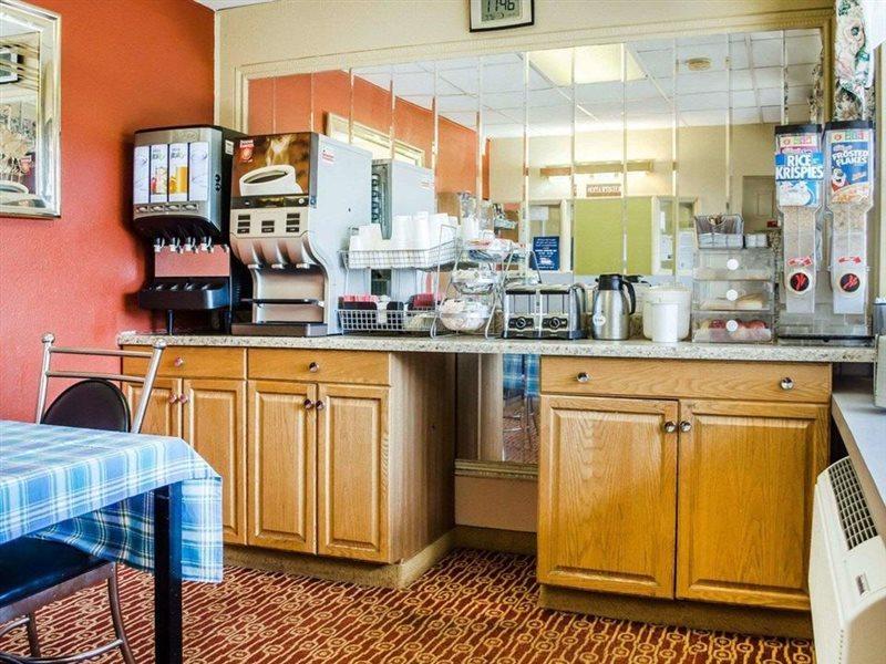 Rodeway Inn Harrisburg Luaran gambar
