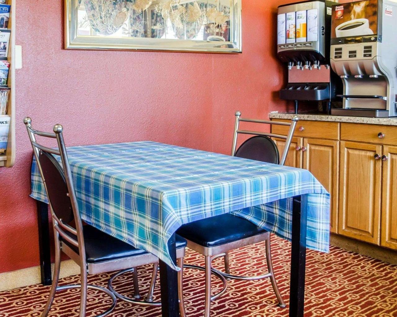 Rodeway Inn Harrisburg Luaran gambar