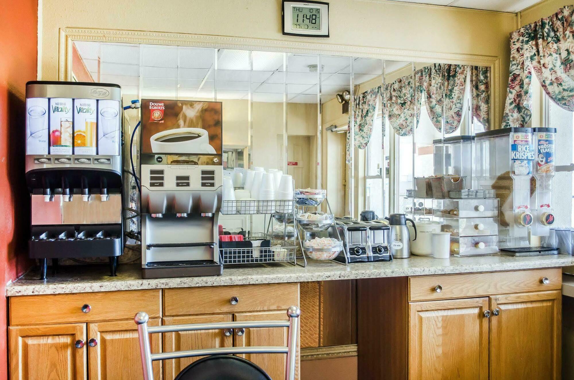 Rodeway Inn Harrisburg Luaran gambar