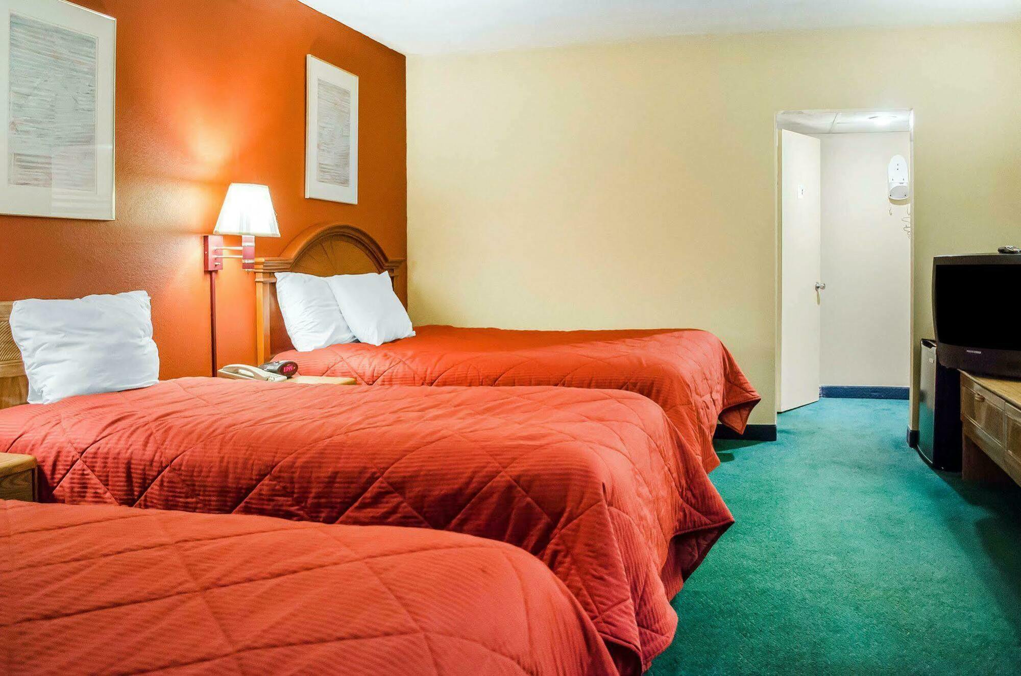 Rodeway Inn Harrisburg Luaran gambar